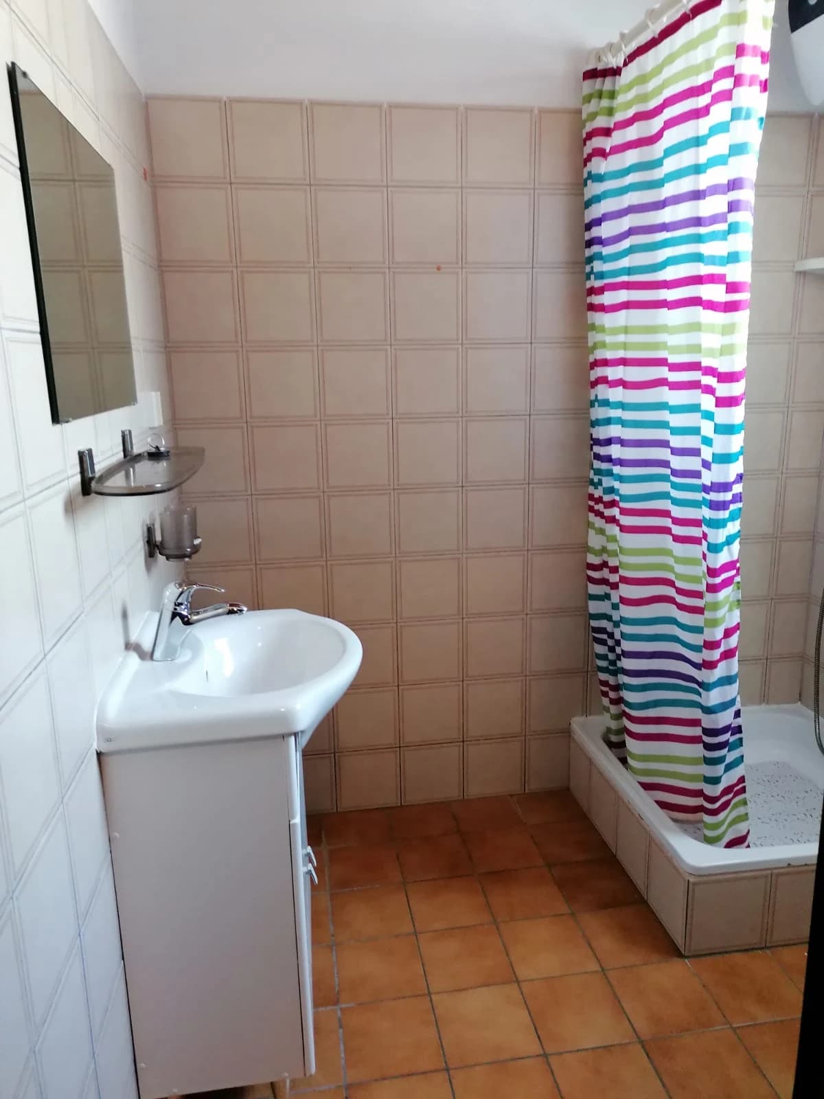 Double bed upstairs with balcony 4