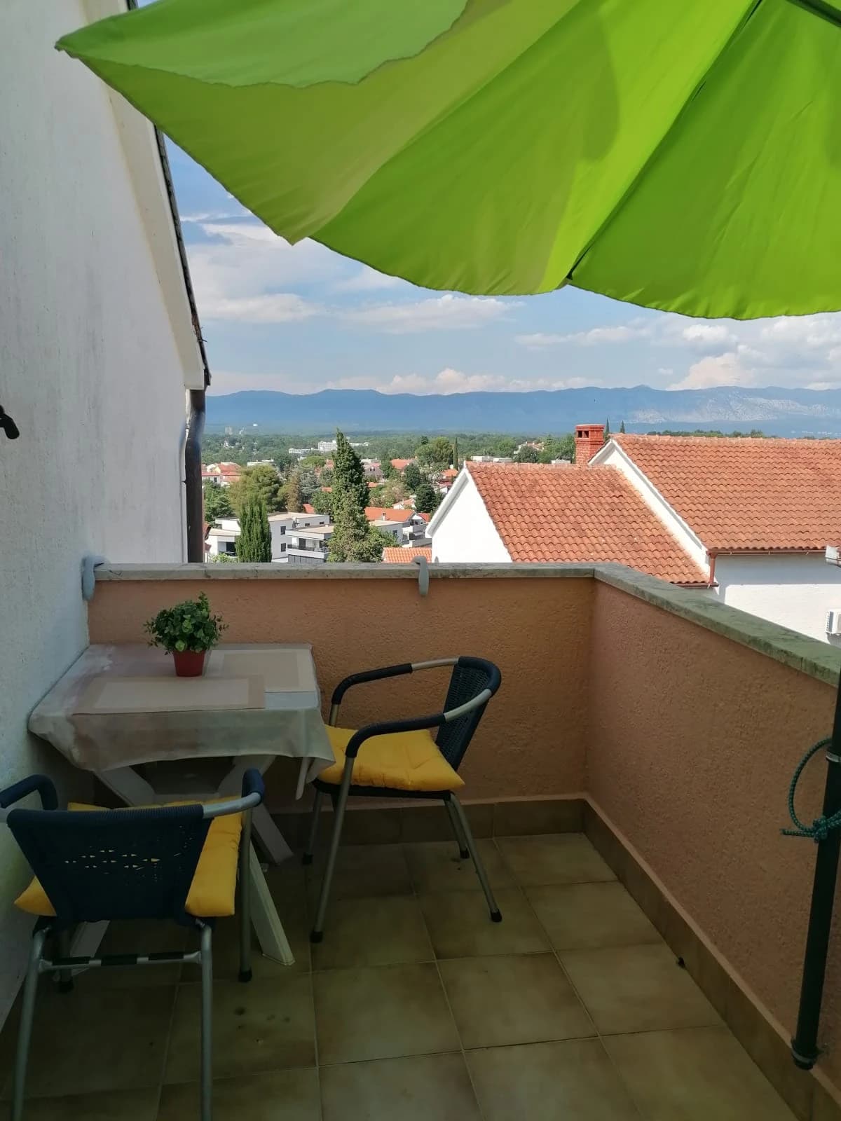 Double bed upstairs with balcony 5